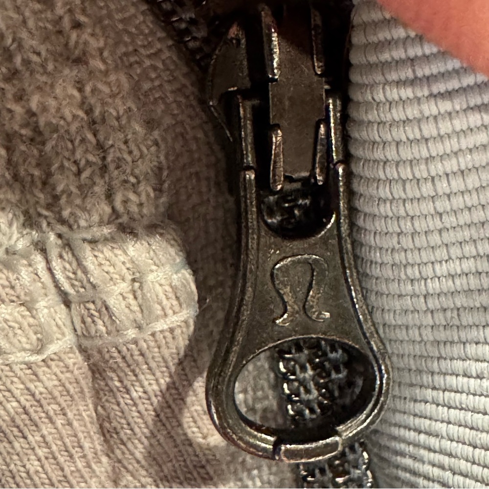Lululemon Post Sweat Pullover Righteous Stripe Silver / Heathered Light Grey 8 - Picture 8 of 16